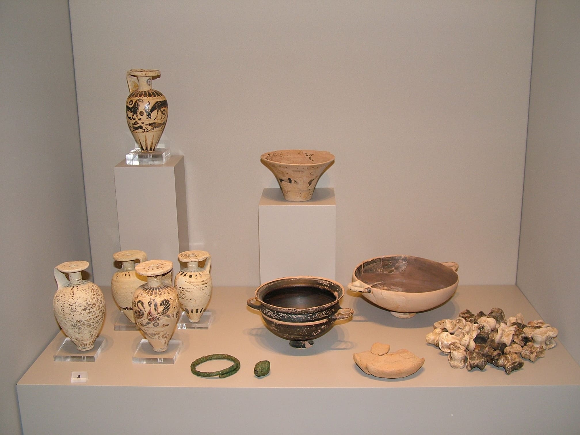 Section “Burial Customs” (Showcase 22)